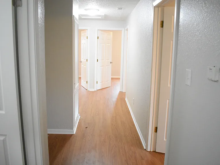 2433 Woden Rd #4 — Photo 14