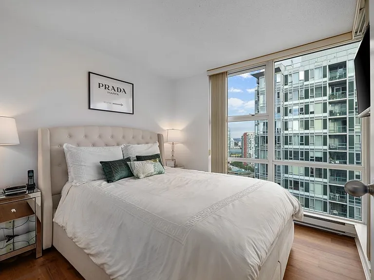 1077 Marinaside Cres #2201 — Photo 17