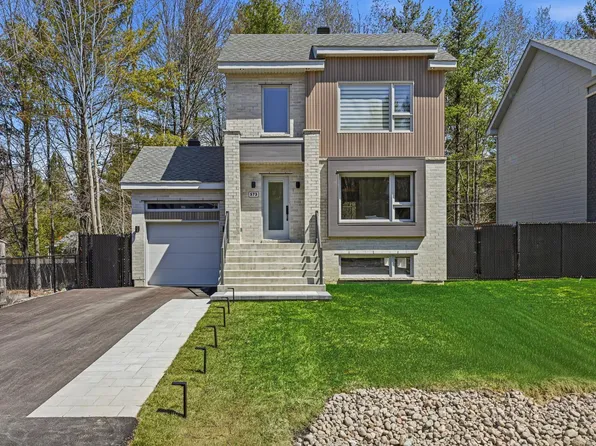 573 Rue Yvette #Grisa, Saint Jarame, QC J7Y 0S6