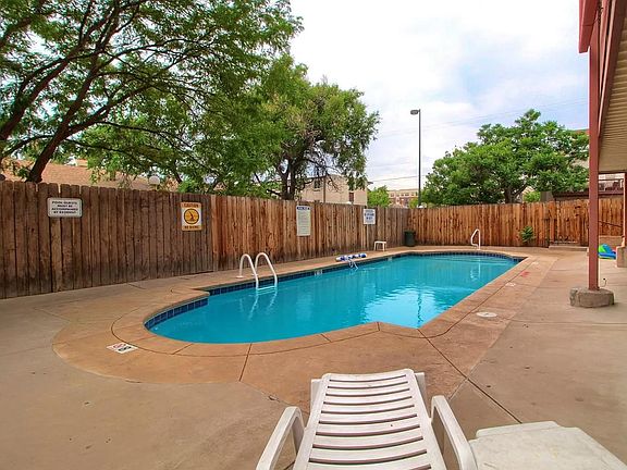 3rd image of 625 N Pennsylvania St APT 204