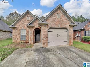2062 Willow Glenn Dr, Birmingham, AL 35215