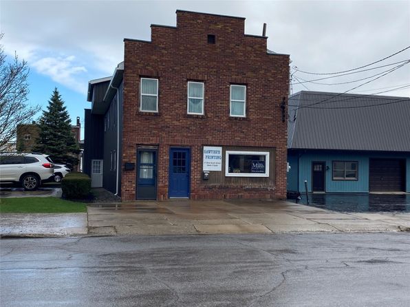 17 W South St, Corry, PA 16407