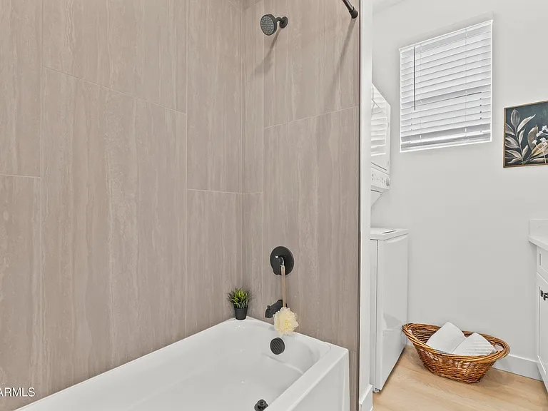 1502 S 14th St #2 — Photo 8