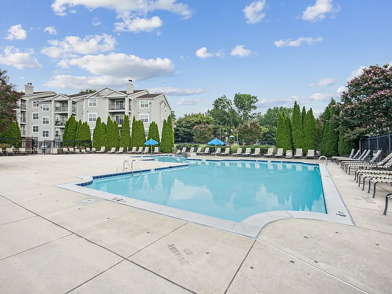Hadley Germantown — Photo 8