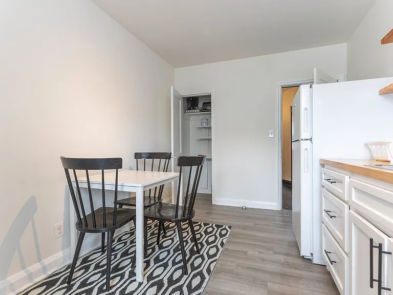 1543 Northwick Rd #2 — Photo 22