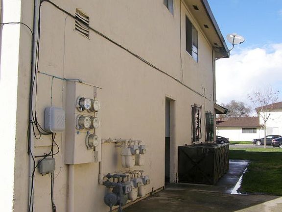 5th image of 2946 Peachtree Dr Unit 3
