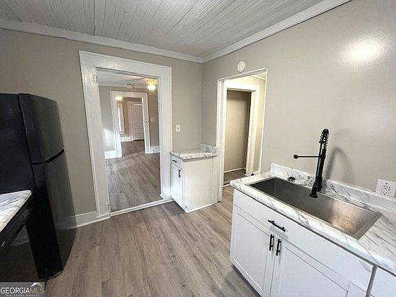 5th image of 2956 Mercer University Dr