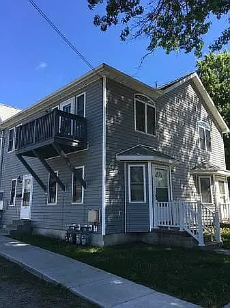 604 W 5th St #TOWNHOUSE — Photo 1