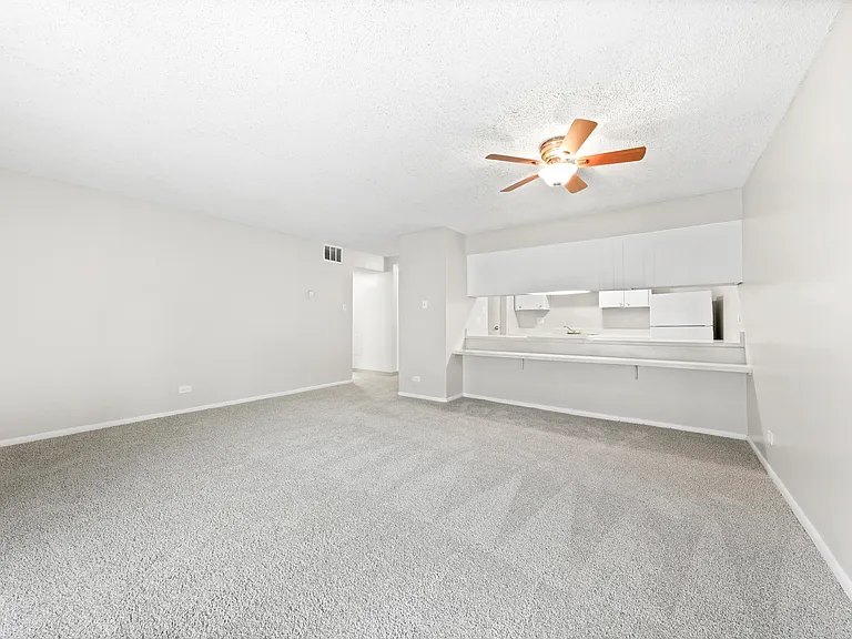 Falcon Run Apartments — Photo 28