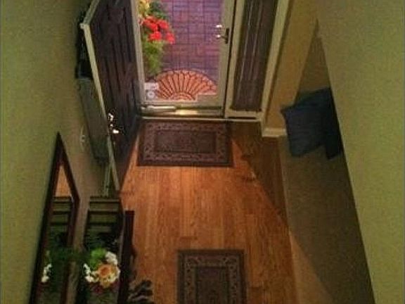 3rd image of 4264 Amesbury Pl