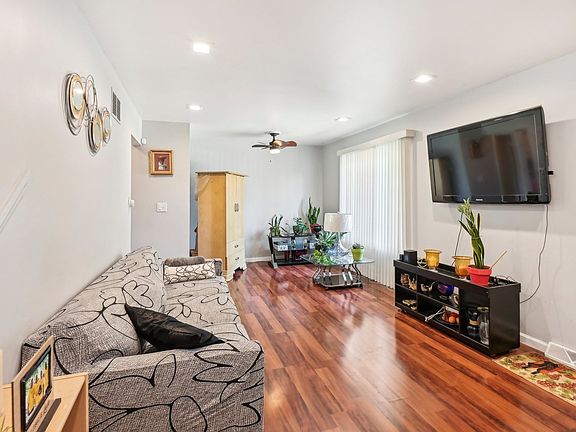 3rd image of 1108 Euclid Ln