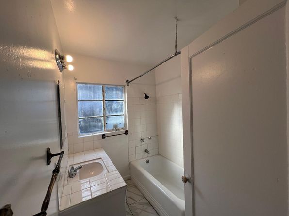 fresno-california-82857755 picture