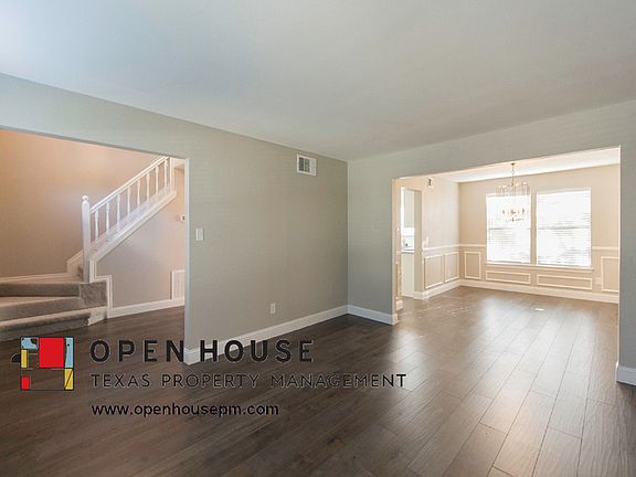 3rd image of 2325 Warrington Ave