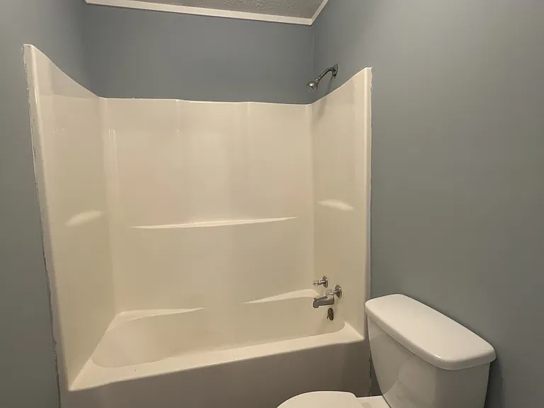656 Windrow Rd — Photo 3