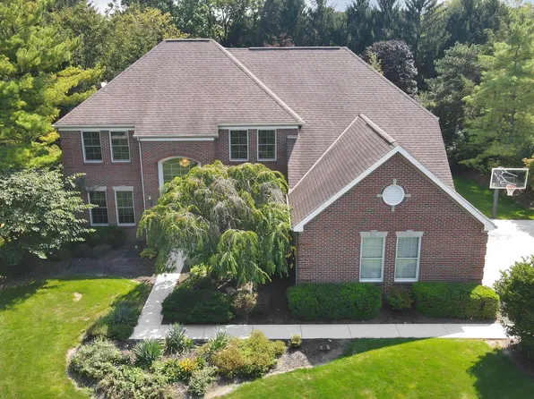 10415 Woodburn Dr, Powell, OH 43065