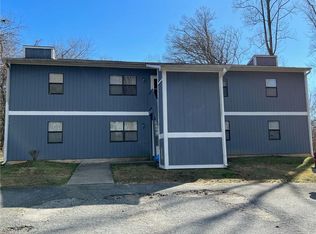 400 Gilmer St, Reidsville, NC 27320