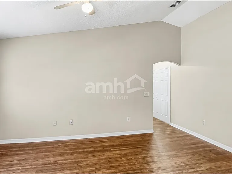 4975 Marsh Harbor Dr — Photo 6
