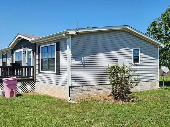 3rd image of 11 Cale Ln