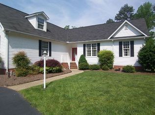 3420 Horseshoe Dr, Quinton, VA 23141
