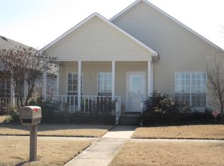 907 N Lakeside Dr, West Memphis, AR 72301