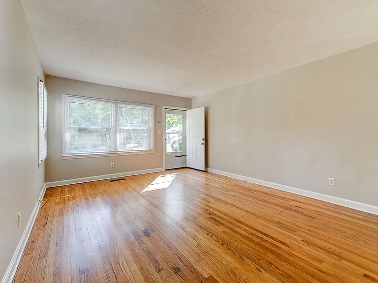 1273 Duane Rd — Photo 6