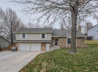 5055 Mullen Rd, Shawnee, KS 66216