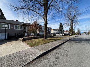 6819 Linden Ave, Burnaby, BC V5E3G5
