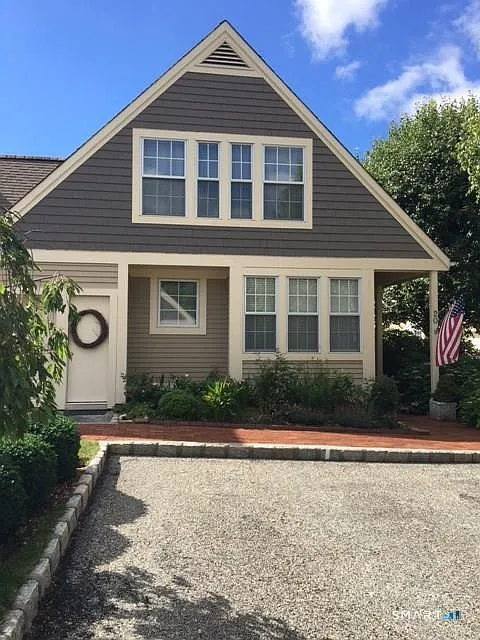 1 bed, 1.5 bath, 1285 sqft, $5,300 — Photo 1