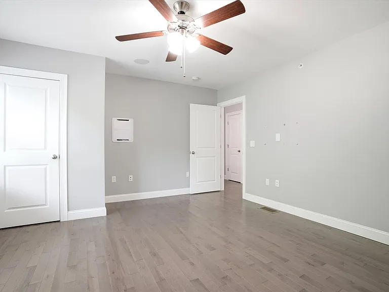 34 Callaway Dr #4 — Photo 28