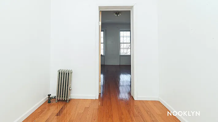 Rented by Nooklyn NYC LLC | media 6