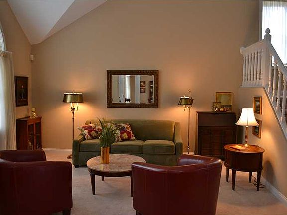 3rd image of 6059 Margaux Ln