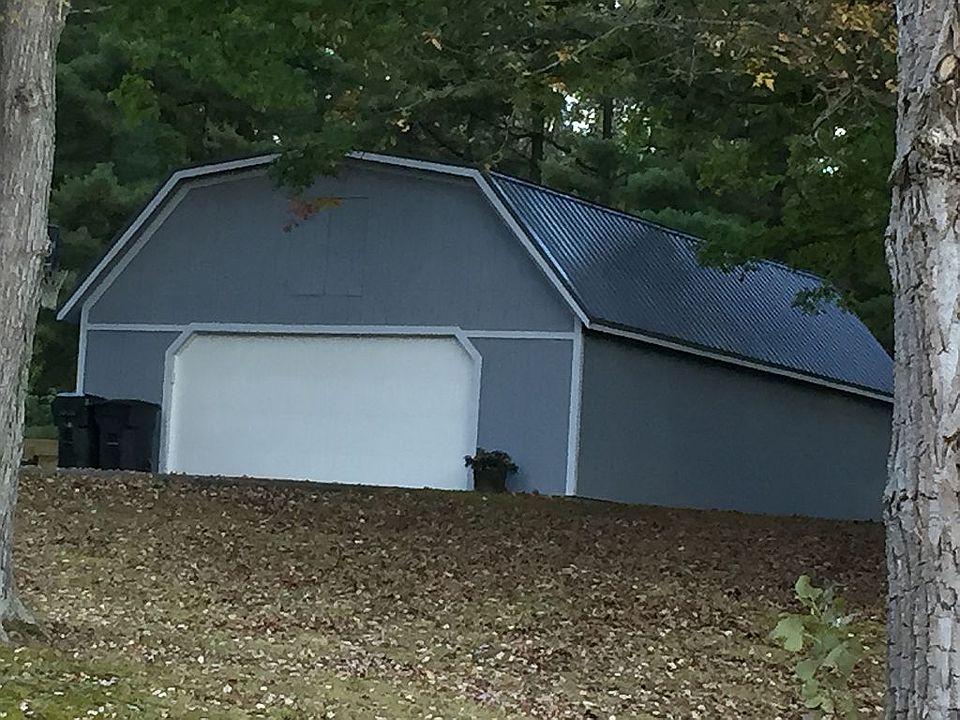 2nd image of 8881 N Spring Valley Park Dr