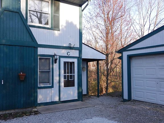 unit c plus 1 car garage