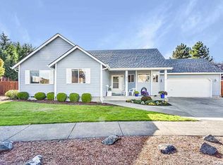 71 Oakway Pl, Lebanon, OR 97355