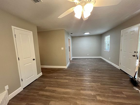 3rd image of 2431 Ramblewood Ct #A
