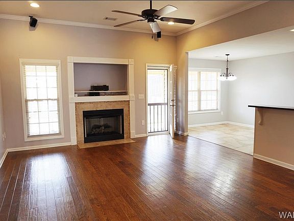 5th image of 5321 Blackstone Ln