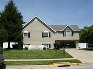 128 Creamer Dr, Cedarville, OH 45314