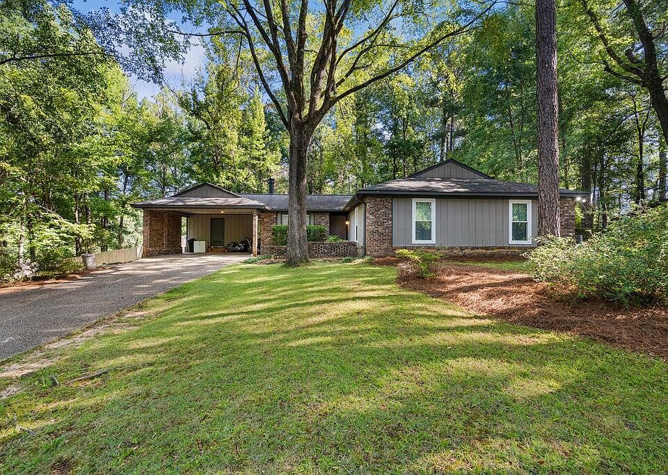 1st image of 7858 Flat Shoals Dr