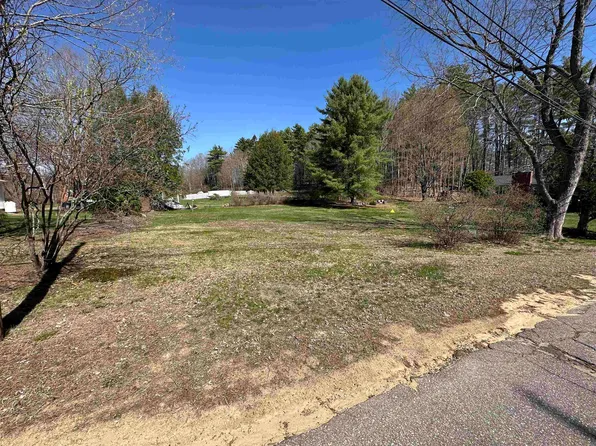 8 Bacon Drive, Gilford, NH 03249