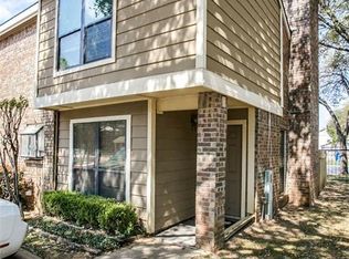 2128 Park Willow Ln APT D, Arlington, TX 76011