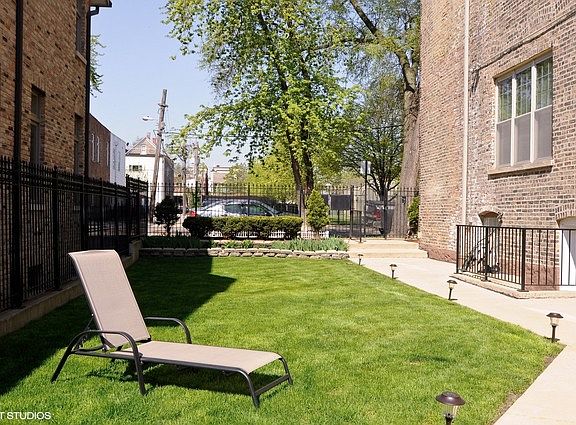 5th image of 1845 N Honore St APT 2C