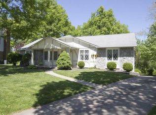 2992 Westborough Dr, Saint Charles, MO