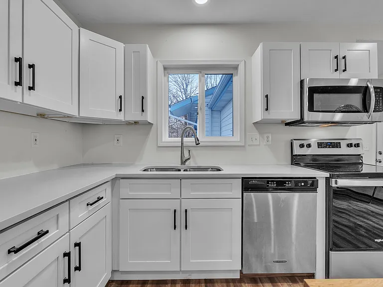 8165 Leonard Dr — Photo 12