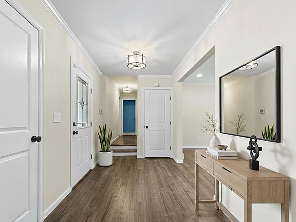 3rd image of 50 Wilmot Road