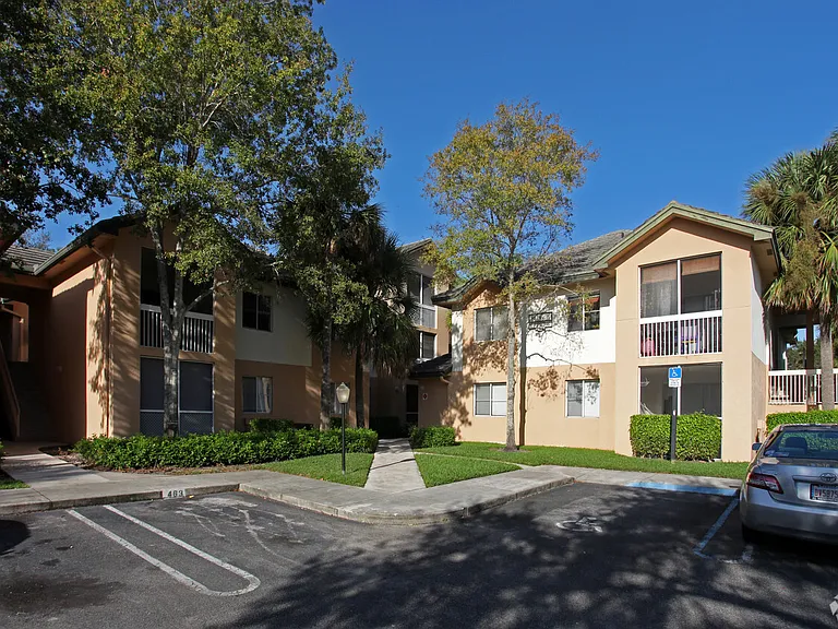 9899 Westview Dr #517 — Photo 17