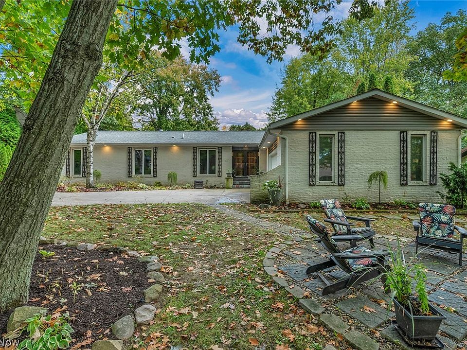 1st image of 513 Somerset Rd