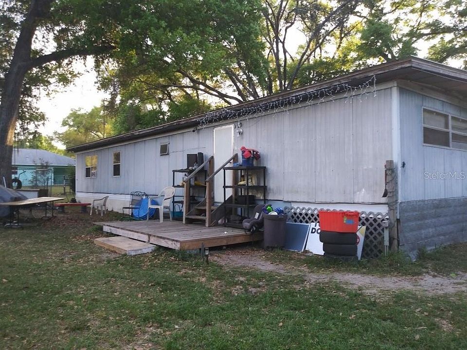 1st image of 23722 Lake Ave
