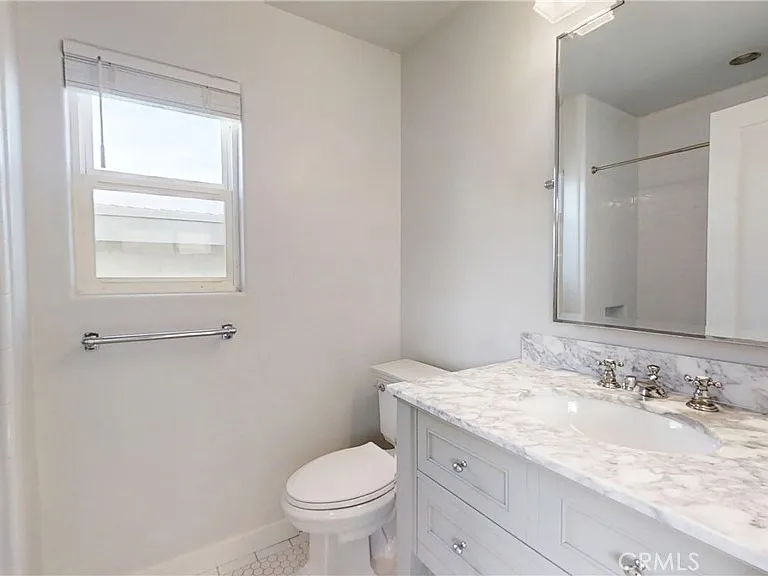 509 N Dianthus St — Photo 26