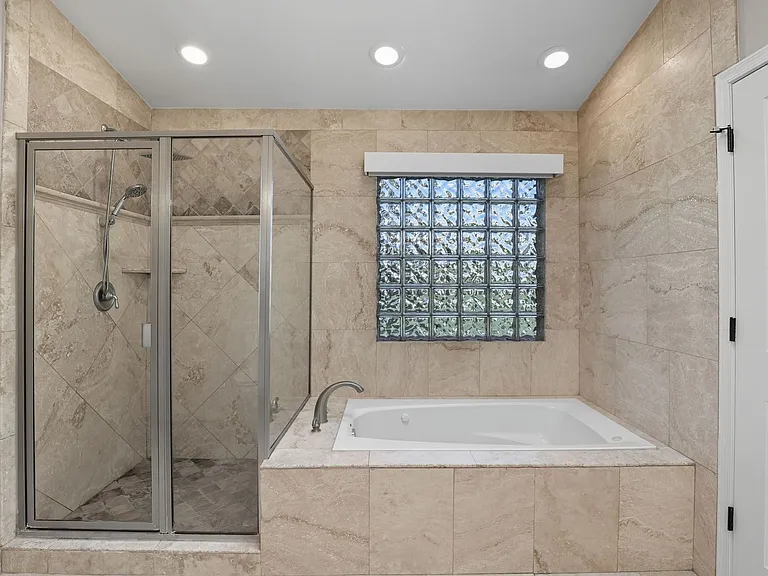 6326 N 14th Pl — Photo 34
