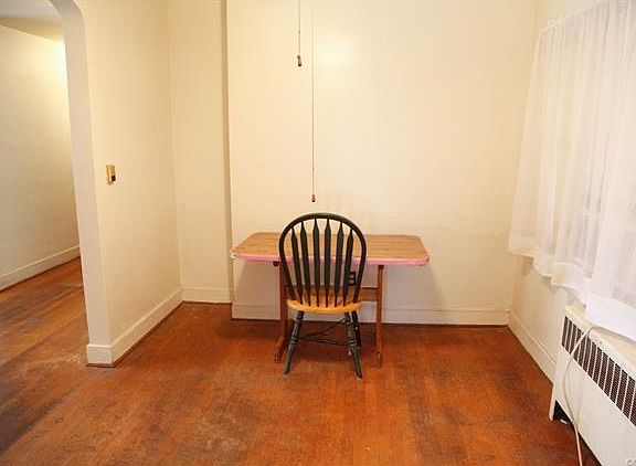 4th image of 847 Greystone Ave